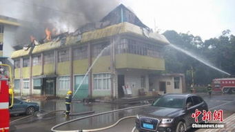 廣西一日用品工廠辦公樓突發火災，濃煙沖天引關注